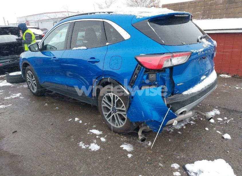 Photo 3 of 2020 Ford Escape SEL (VIN 1FMCU9H68LUC67068)