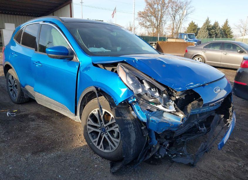 2021 Ford Escape SEL (VIN 1FMCU9H68MUA98414) main photo