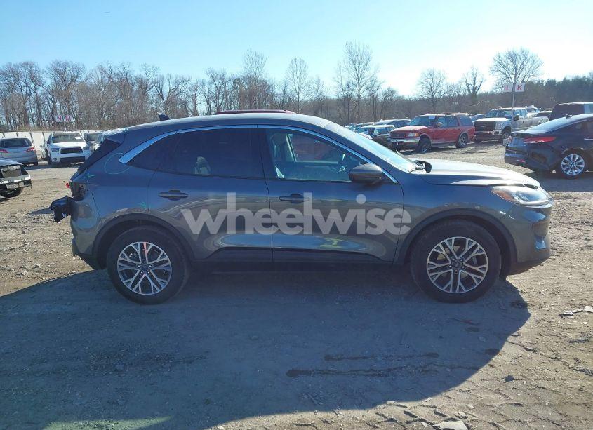 Photo 13 of 2022 Ford Escape SEL (VIN 1FMCU9H68NUA92890)