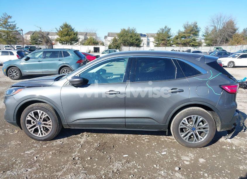 Photo 14 of 2022 Ford Escape SEL (VIN 1FMCU9H68NUA92890)