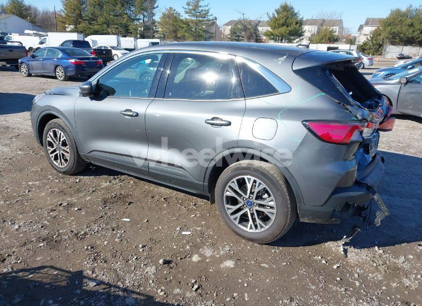 Photo 3 of 2022 Ford Escape SEL (VIN 1FMCU9H68NUA92890)