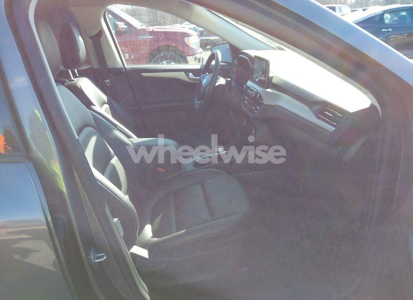 Photo 5 of 2022 Ford Escape SEL (VIN 1FMCU9H68NUA92890)