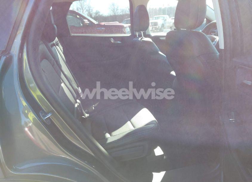 Photo 8 of 2022 Ford Escape SEL (VIN 1FMCU9H68NUA92890)