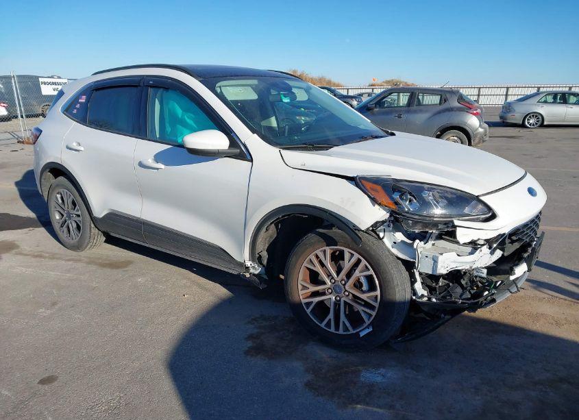 2022 Ford Escape SEL (VIN 1FMCU9H68NUB52327) main photo