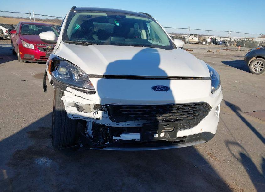 Photo 6 of 2022 Ford Escape SEL (VIN 1FMCU9H68NUB52327)