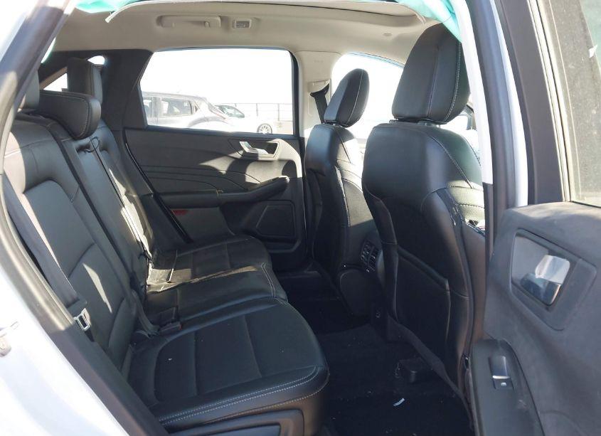 Photo 8 of 2022 Ford Escape SEL (VIN 1FMCU9H68NUB52327)