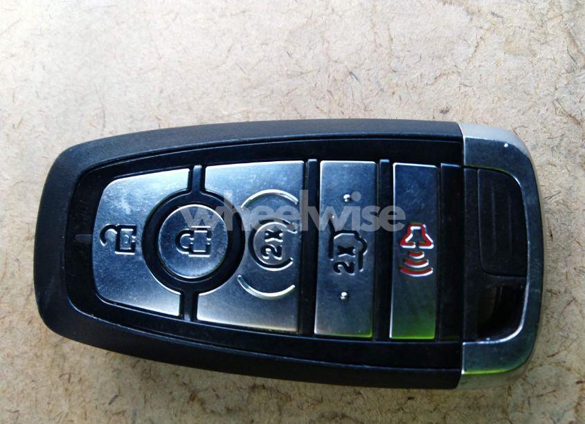 Photo 11 of 2020 Ford Escape SEL (VIN 1FMCU9H69LUA17029)