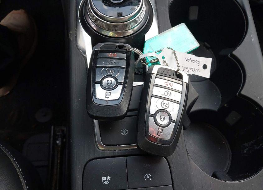 Photo 11 of 2020 Ford Escape SEL (VIN 1FMCU9H69LUA50452)