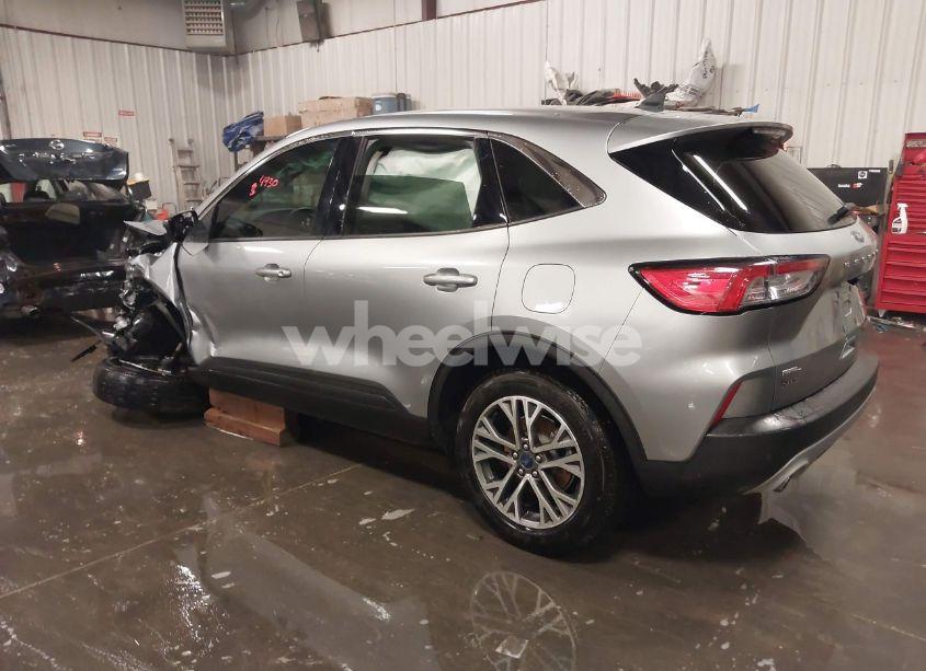 Photo 3 of 2022 Ford Escape SEL (VIN 1FMCU9H69NUA14117)