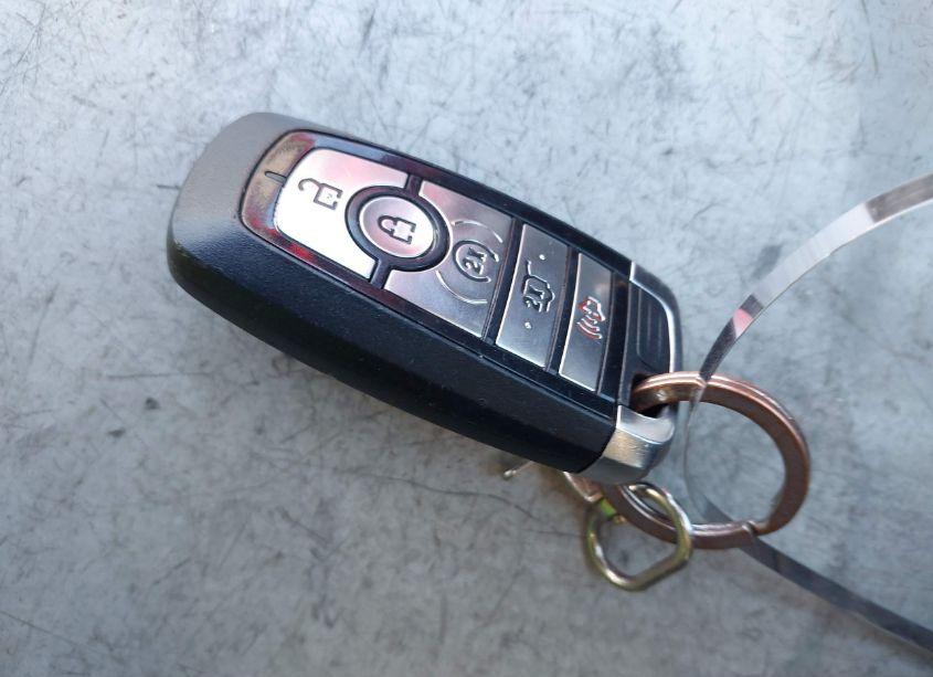 Photo 11 of 2021 Ford Escape SEL (VIN 1FMCU9H6XMUA65737)