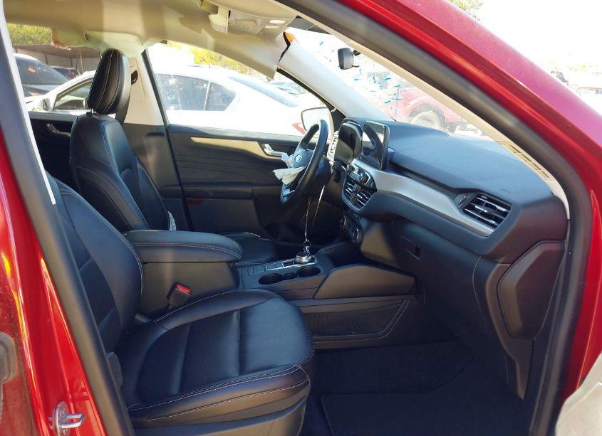 Photo 5 of 2021 Ford Escape SEL (VIN 1FMCU9H6XMUA65737)