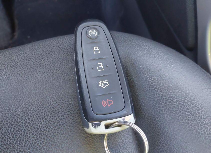 Photo 11 of 2013 Ford Escape SEL (VIN 1FMCU9H90DUB59491)