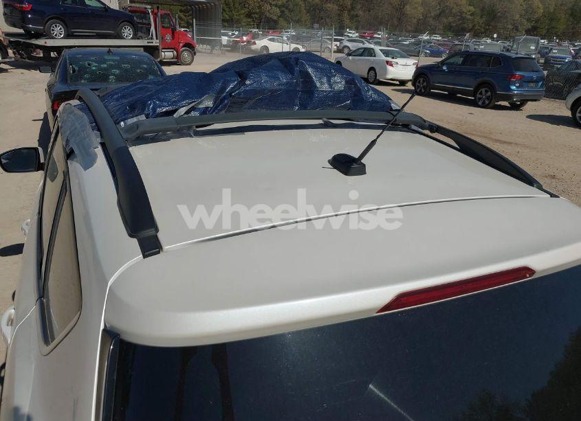 Photo 6 of 2013 Ford Escape SEL (VIN 1FMCU9H90DUD12970)