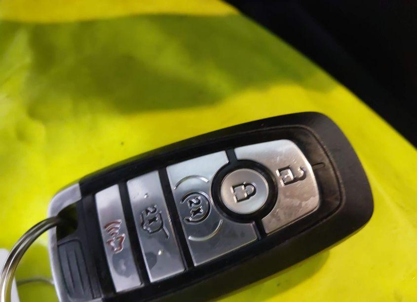 Photo 11 of 2022 Ford Escape SEL (VIN 1FMCU9H90NUA14095)