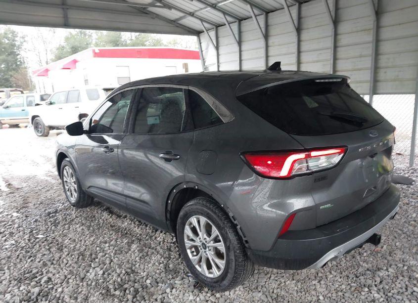 Photo 3 of 2022 Ford Escape SEL (VIN 1FMCU9H90NUA14095)