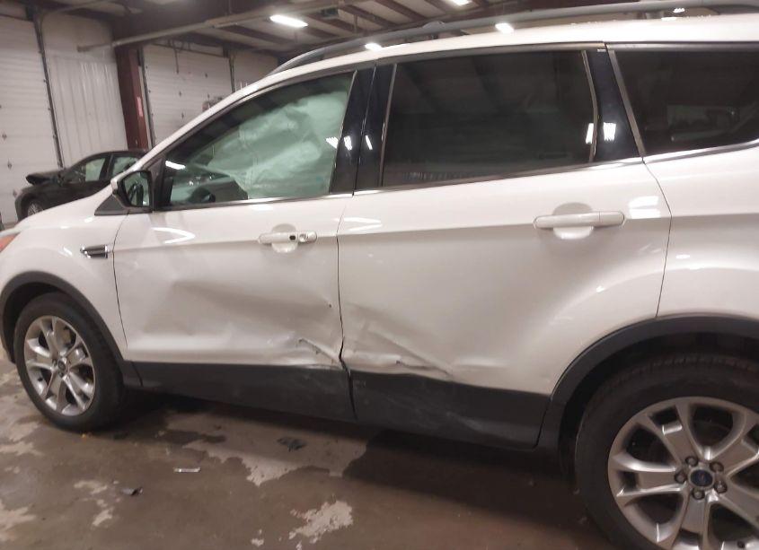 Photo 6 of 2013 Ford Escape SEL (VIN 1FMCU9H91DUC58689)