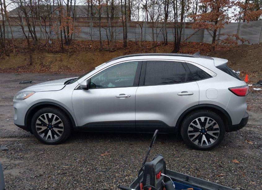 Photo 14 of 2020 Ford Escape SEL (VIN 1FMCU9H91LUA51458)