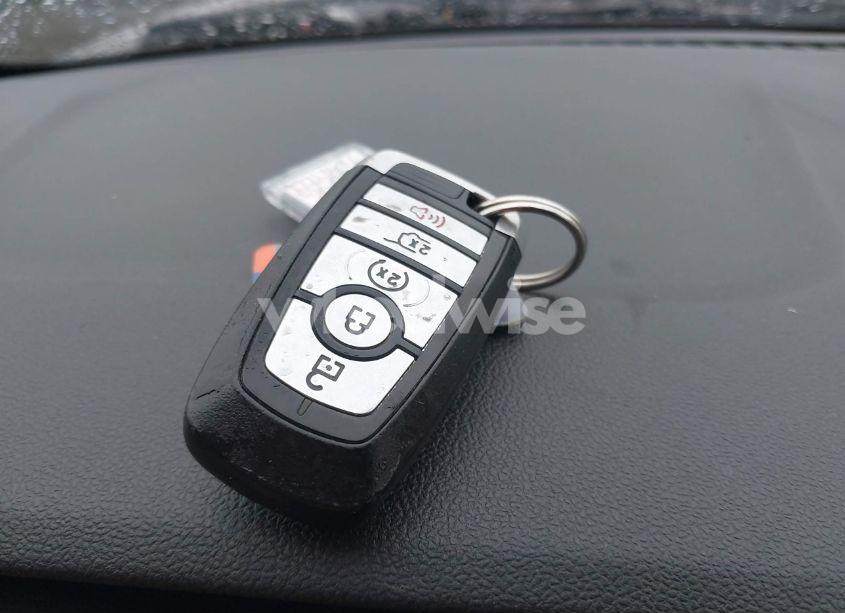 Photo 11 of 2020 Ford Escape SEL (VIN 1FMCU9H91LUA74447)