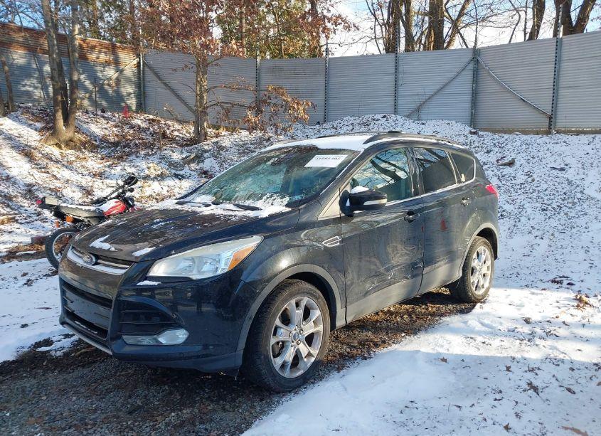Photo 2 of 2013 Ford Escape SEL (VIN 1FMCU9H92DUA77133)