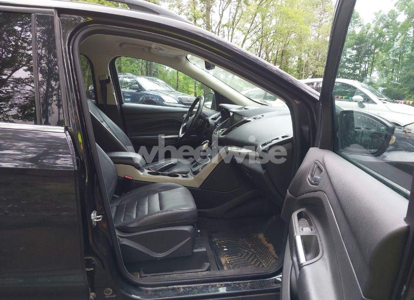 Photo 5 of 2013 Ford Escape SEL (VIN 1FMCU9H92DUA84826)