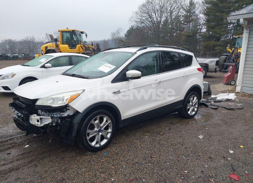 Photo 2 of 2013 Ford Escape SEL (VIN 1FMCU9H92DUA92036)