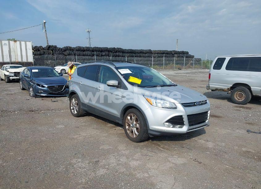 2013 Ford Escape SEL (VIN 1FMCU9H92DUB12172) main photo