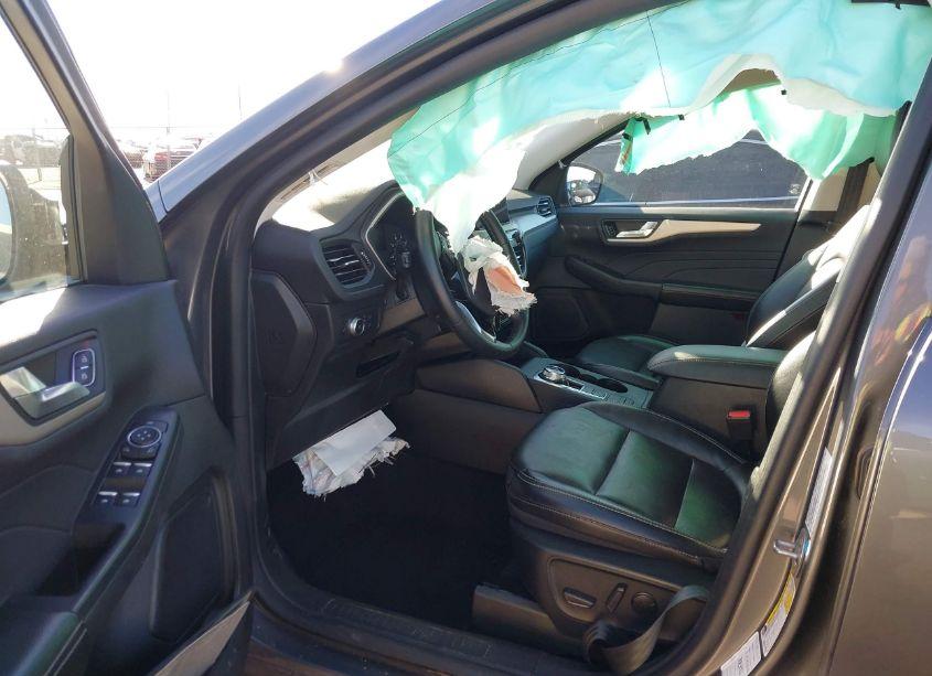 Photo 5 of 2022 Ford Escape SEL (VIN 1FMCU9H93NUA44255)