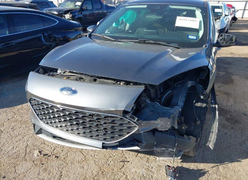 Photo 6 of 2022 Ford Escape SEL (VIN 1FMCU9H93NUA44255)