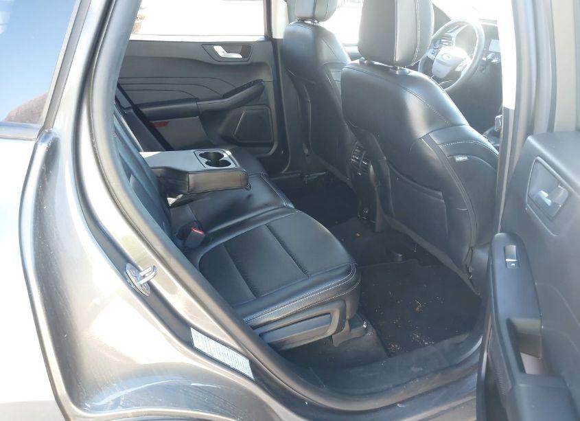 Photo 8 of 2022 Ford Escape SEL (VIN 1FMCU9H93NUA63601)