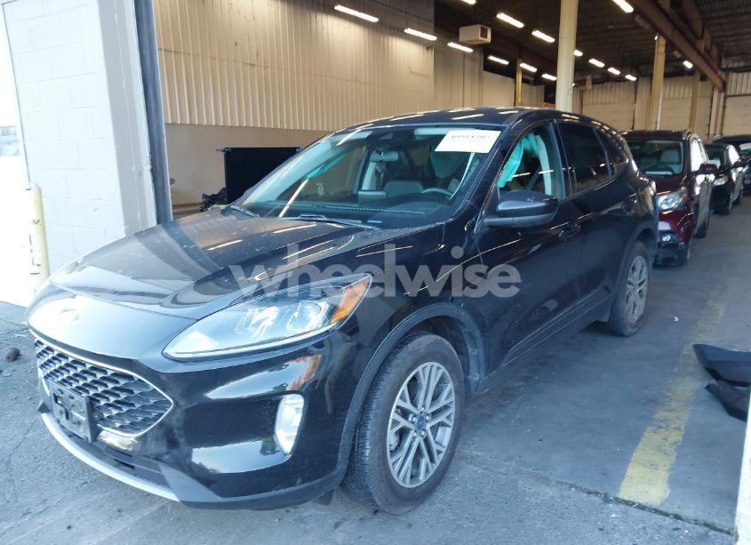 Photo 2 of 2022 Ford Escape SEL (VIN 1FMCU9H93NUA86120)