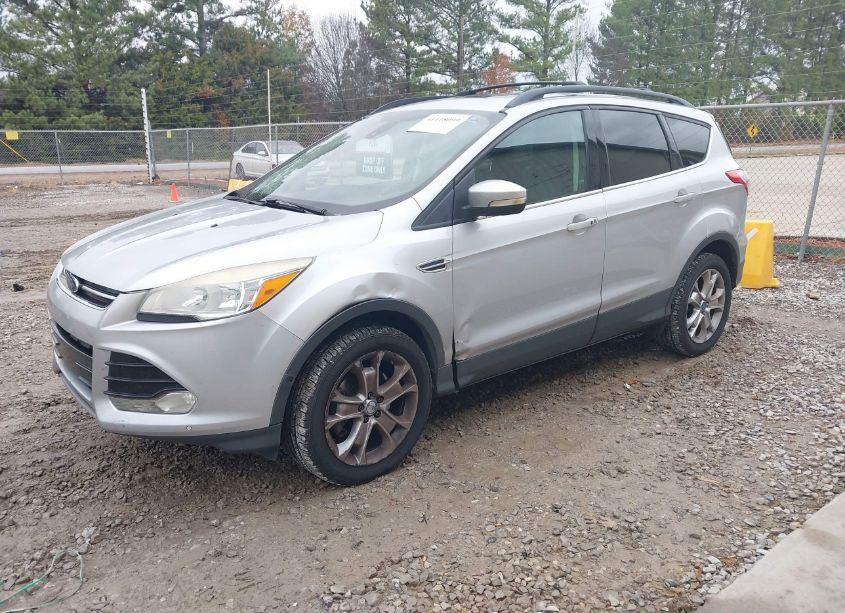 Photo 2 of 2013 Ford Escape SEL (VIN 1FMCU9H94DUC30174)