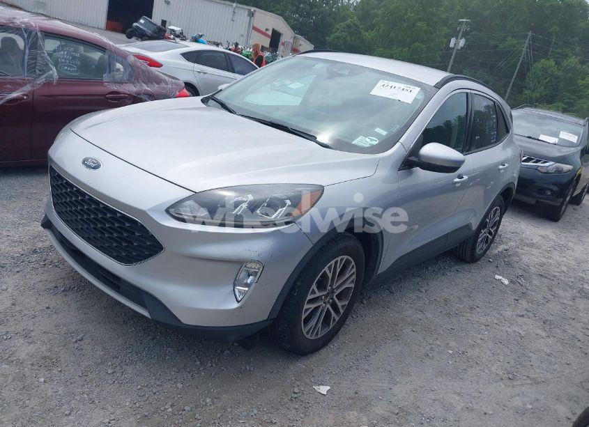 Photo 2 of 2020 Ford Escape SEL (VIN 1FMCU9H94LUA29583)