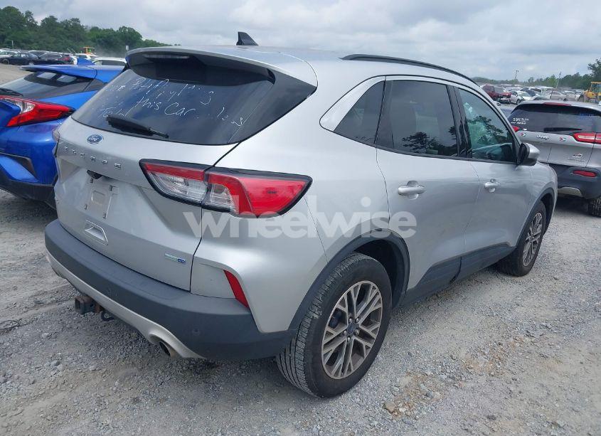 Photo 4 of 2020 Ford Escape SEL (VIN 1FMCU9H94LUA29583)