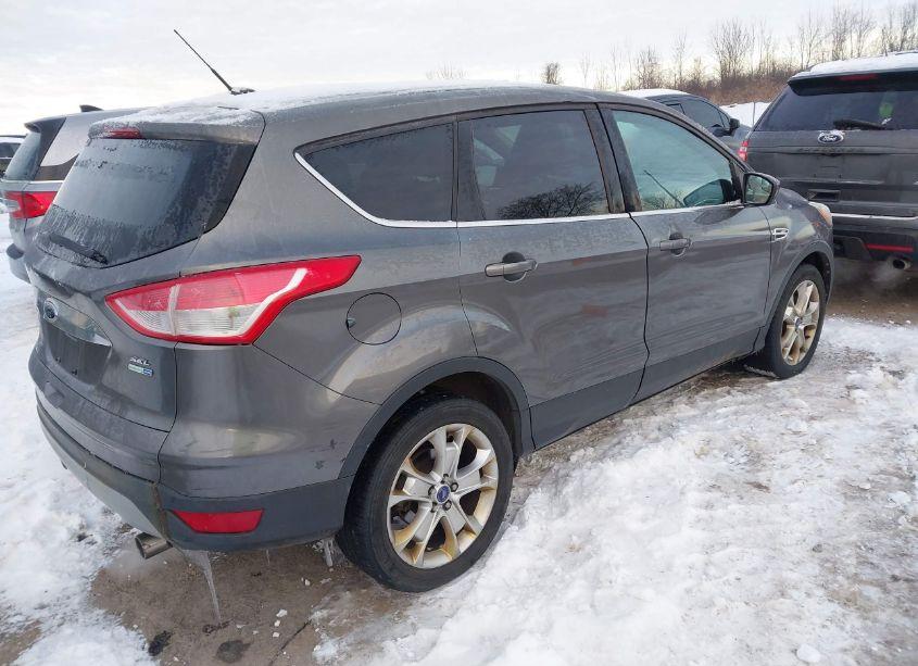 Photo 4 of 2013 Ford Escape SEL (VIN 1FMCU9H95DUA10266)