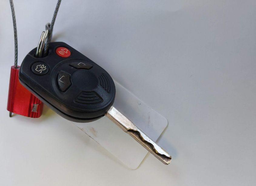 Photo 11 of 2013 Ford Escape SEL (VIN 1FMCU9H95DUA41002)