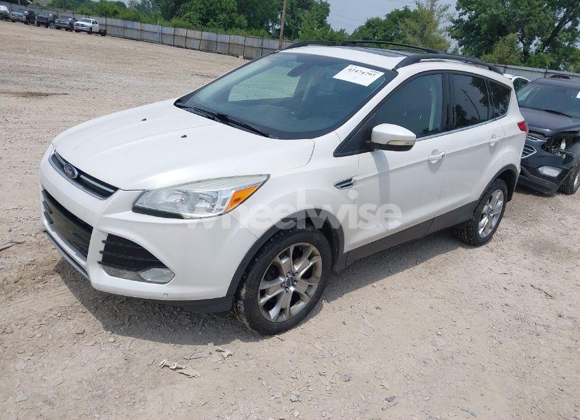 Photo 2 of 2013 Ford Escape SEL (VIN 1FMCU9H95DUD66524)