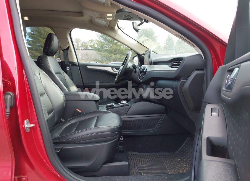 Photo 5 of 2020 Ford Escape SEL (VIN 1FMCU9H95LUB53457)