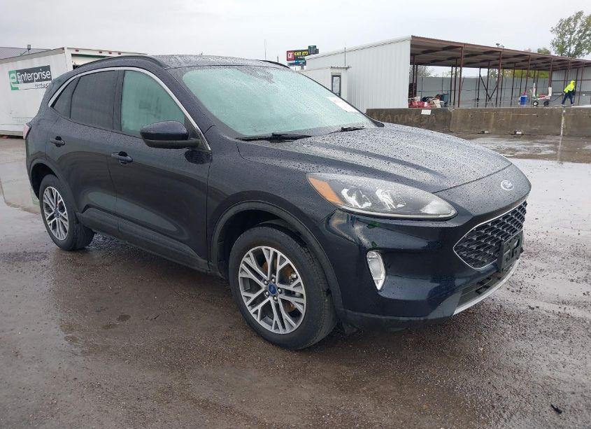 2021 Ford Escape SEL (VIN 1FMCU9H95MUB11243) main photo