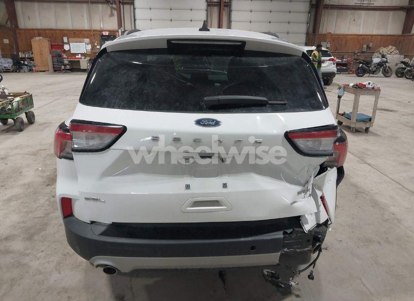 Photo 16 of 2022 Ford Escape SEL (VIN 1FMCU9H95NUA33192)