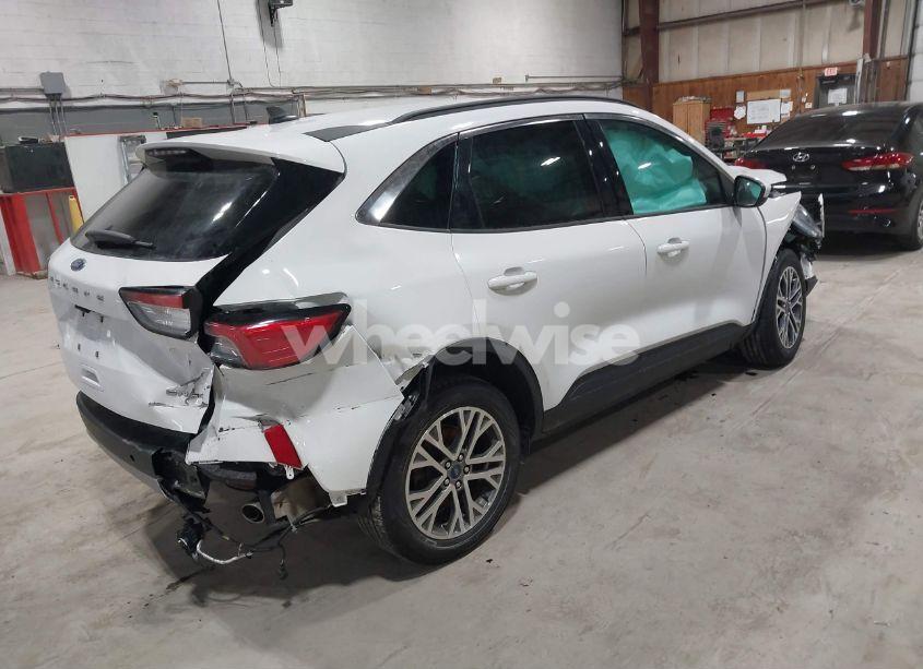 Photo 4 of 2022 Ford Escape SEL (VIN 1FMCU9H95NUA33192)