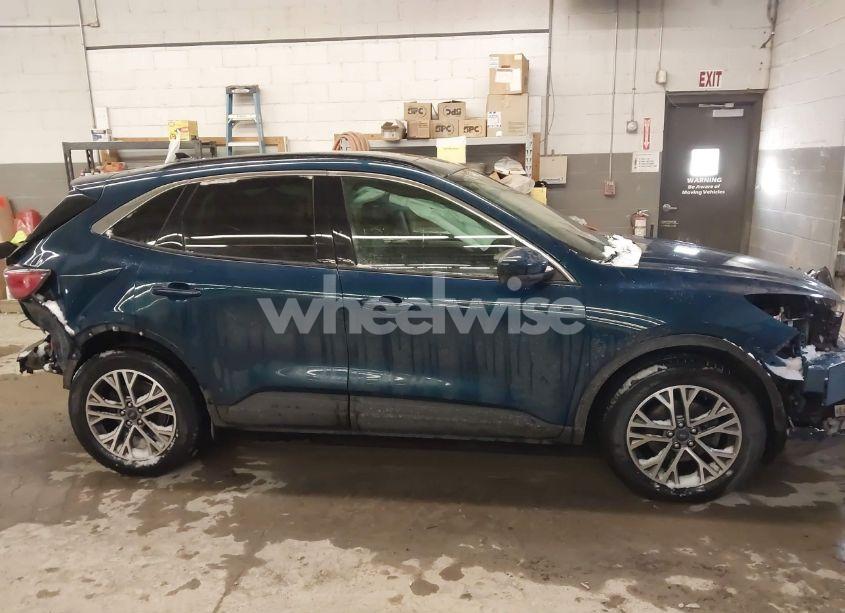 Photo 13 of 2020 Ford Escape SEL (VIN 1FMCU9H96LUA39208)