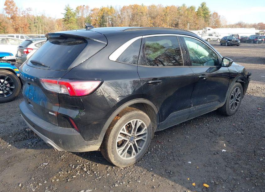 Photo 4 of 2020 Ford Escape SEL (VIN 1FMCU9H96LUA60933)