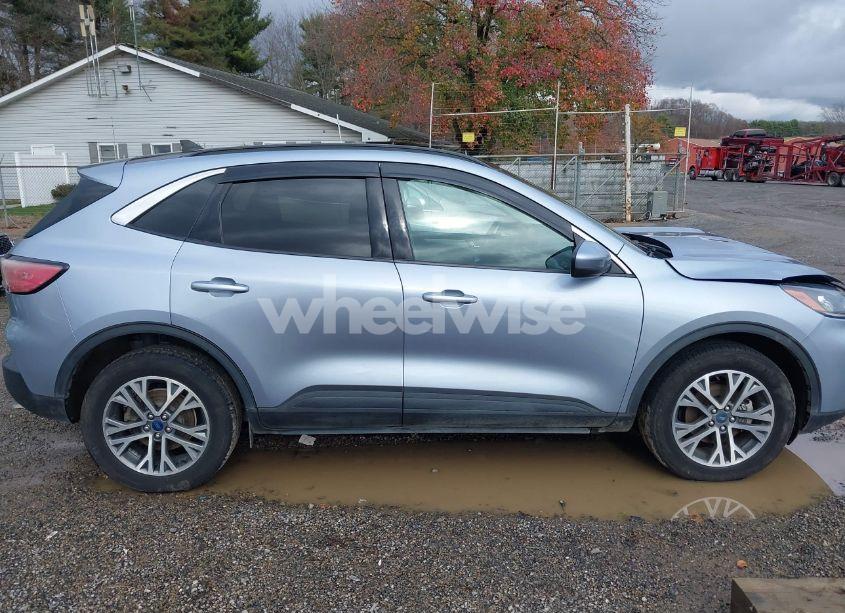 Photo 14 of 2022 Ford Escape SEL (VIN 1FMCU9H96NUA08799)