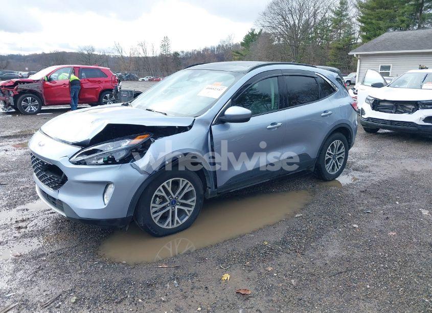Photo 2 of 2022 Ford Escape SEL (VIN 1FMCU9H96NUA08799)