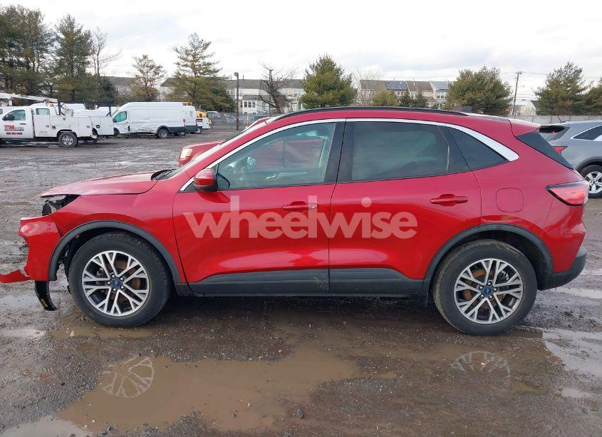 Photo 14 of 2020 Ford Escape SEL (VIN 1FMCU9H97LUC25422)