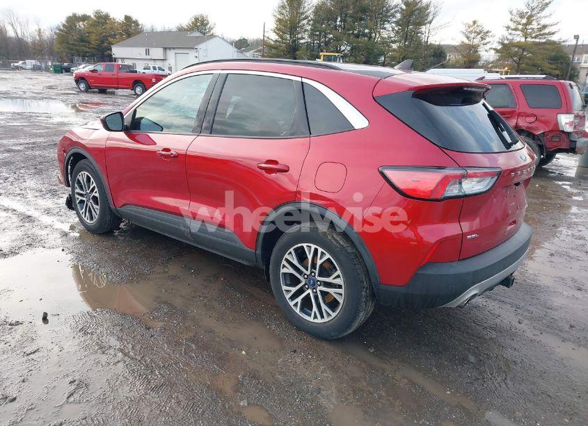 Photo 3 of 2020 Ford Escape SEL (VIN 1FMCU9H97LUC25422)