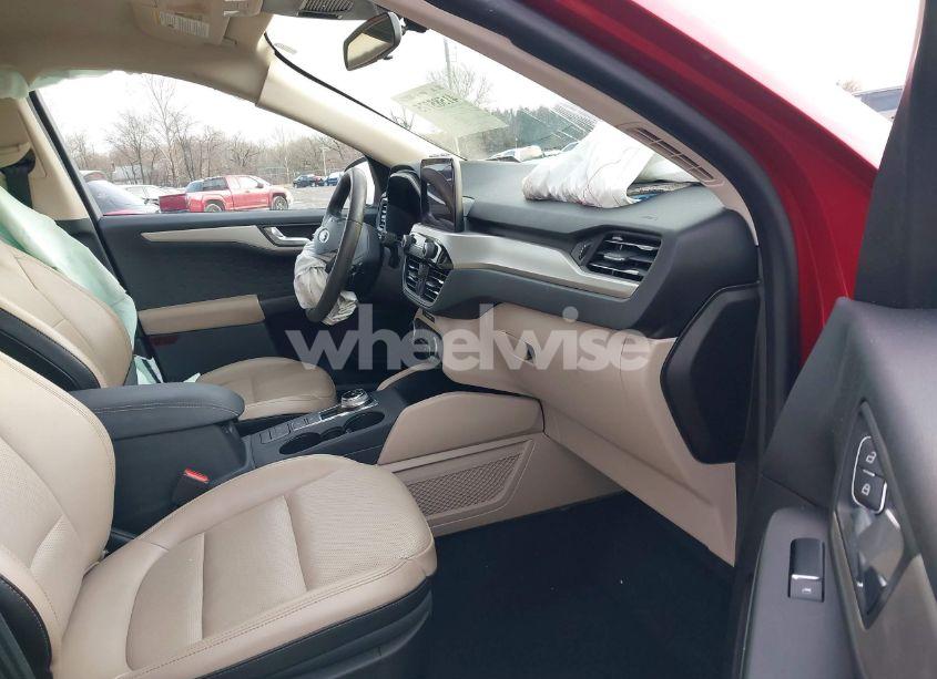 Photo 5 of 2020 Ford Escape SEL (VIN 1FMCU9H97LUC25422)