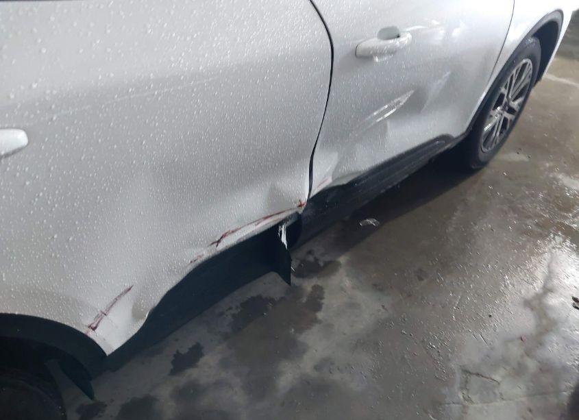 Photo 6 of 2022 Ford Escape SEL (VIN 1FMCU9H97NUA43707)