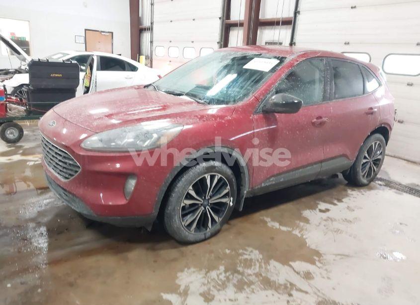 Photo 2 of 2022 Ford Escape SEL (VIN 1FMCU9H97NUA75802)