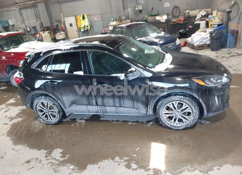 Photo 13 of 2022 Ford Escape SEL (VIN 1FMCU9H97NUB26618)